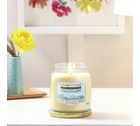 Yankee Candle Medium Scented Jar Candle - Shoreline Breeze