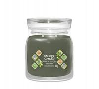 Yankee Candle Signature Medium Jar Olive & Cypress Yankee Candle Multicolor