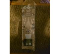 Yankee Candle Reed Diffuser Amber & Sandalwood Fragnance Oils 1 x 100ml