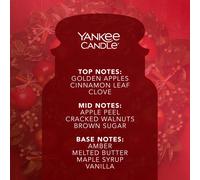 Yankee Candle Scented Candle Red Apple Wreath Large Jar Candle Long Burni