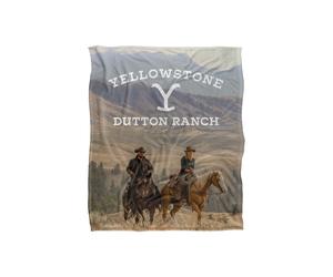 Yellowstone Rip & Beth Riding Horses Silky Touch Super Soft Throw Blanket 152 X 127 cm in White Yellowstone White 152 X 127 cm