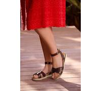 Yours Cross Over Strap Sandals In Wide E Fit In Chocolate Chocolate 6E