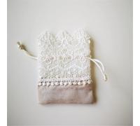 Yunxiao88 30 Pcs Lace Drawstring Burlap Bags, Lace Bags Drawstring Party Favor Bags, Mini Gift Favor Bags, Jewelry Gift Pouches for Wedding Party Bridal Shower DIY Craft (4.1x3.1 Inch,Beige)