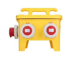 ZenithAur Industrial Mobile Socket Box with IP67 Rated Sockets and IP65 Enclosure, 16A CEE Power Distributor with 32A Breaker for Jobsite and Workshop Use