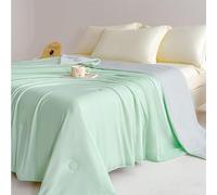 zoocco Cooling Blanket Queen Size - Double Sided Cooling Blankets for Hot Sleepers, Lightweight Soft Breathable Summer Blanket for Night Sweats (Green,150 * 200cm)