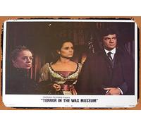 Zuhhgii Retro Classic Movie Poster TERROR IN THE WAX MUSEUM Lobby Card #8 1973 Elsa Lanchester Ray Milland Vintage Metal Tin Sign Old TV Film Poster Gift Karaoke Bar Pub Club Decorative Wall Plates