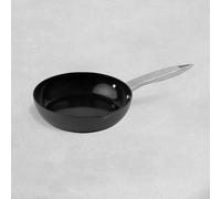Zyliss E980175 Ultimate Pro Non-Stick Frying Pan with Pouring Lip, 20cm/8in, Anodised Aluminium, Black, Alpine Crystals Non-Stick, Suitable for All Hobs, 10 Year Non-Stick Guarantee