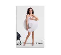 ZYNPCX Sarah Hyland Waterproof Poster Art Living Room Wall Bedroom Decoration Home Office And Gift Preparation Exquisite Gifts for Giving to People 20x30inch(50x75cm) Unframe-style